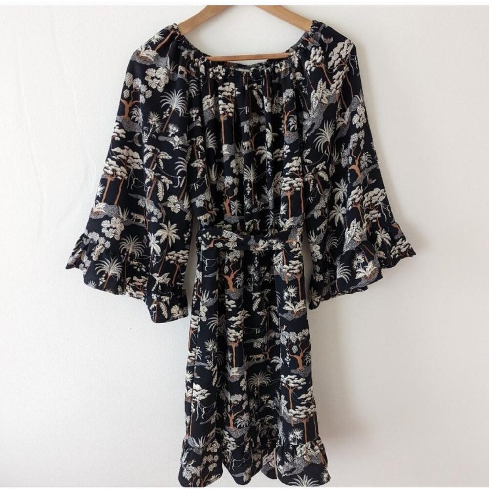 H&M Black Off the Shoulder Ruffle Sleeve Tropical Print Flouncy Dress Size M - Picture 2 of 6